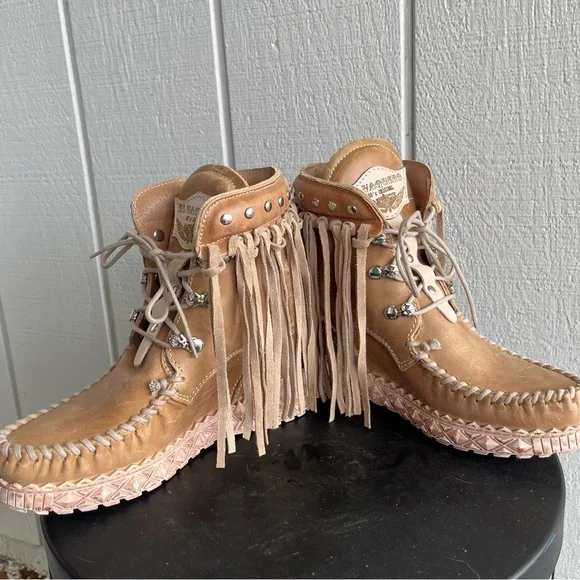 El Vaquero Italy Suede Wedge Moccasin Fringe Ankle Boots Booties Tan Size 36 / 6 - Picture 6 of 9